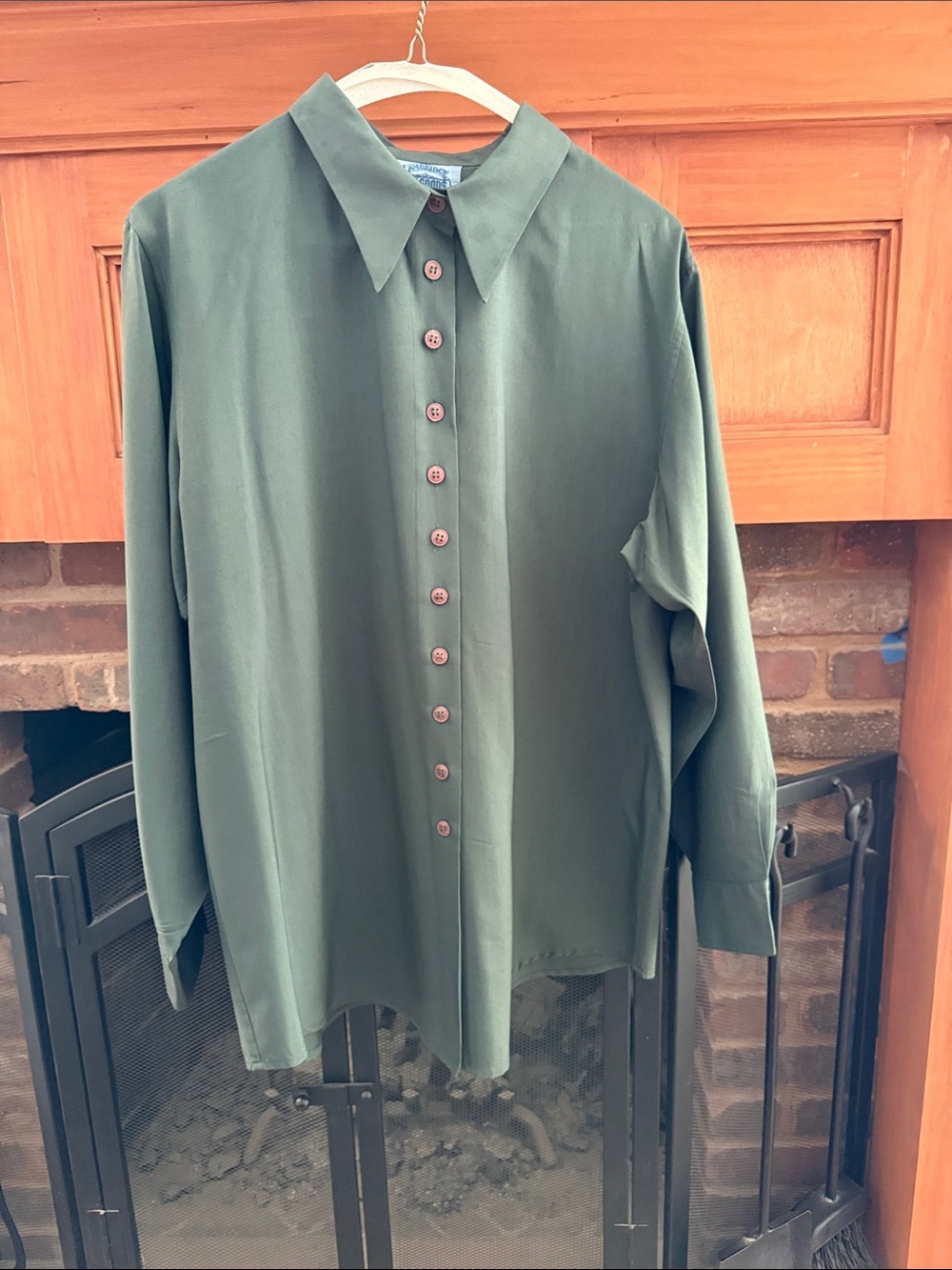VTG 90s Cambridge Dry Goods Sage Olive Green Silk Unisex Button-Down Shirt